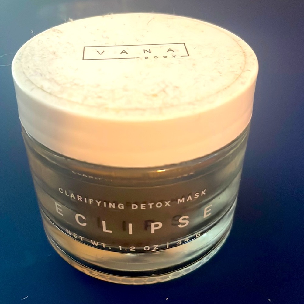 NEW Vana Body Eclipse Mask